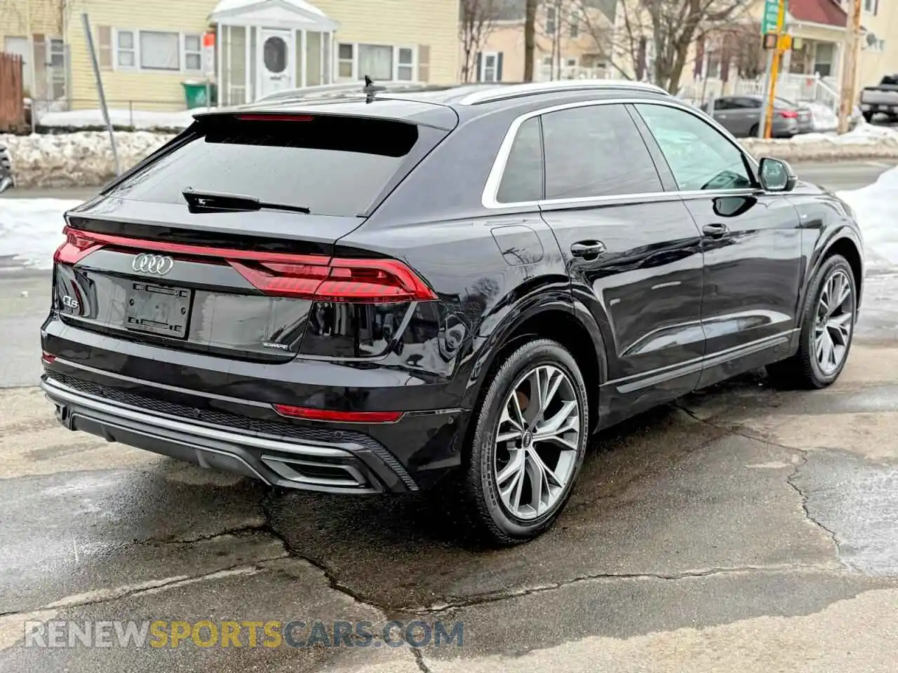 3 Photograph of a damaged car WA1EVAF1XMD009276 AUDI Q8 2021