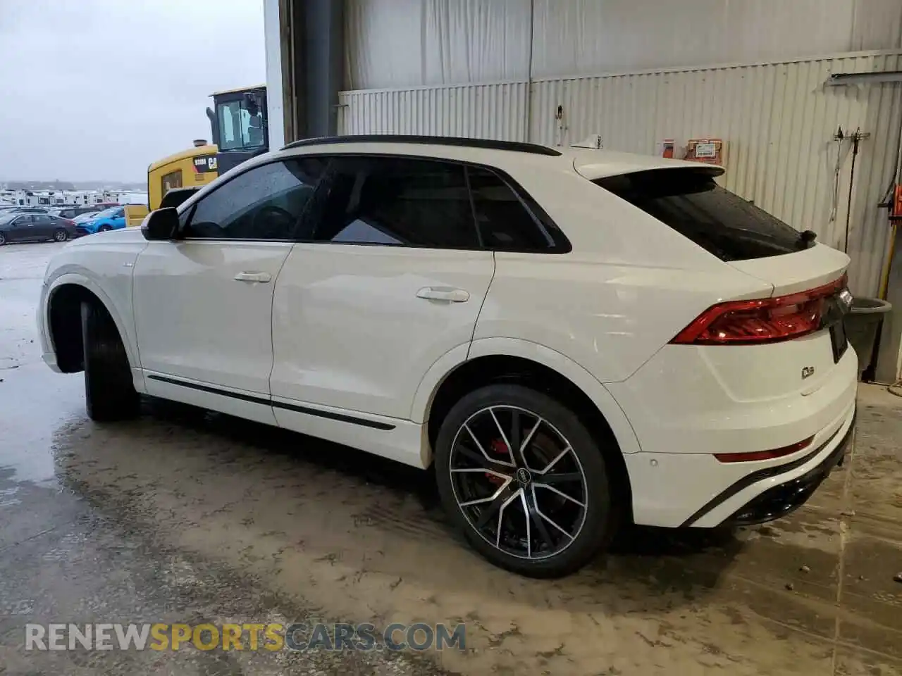 2 Photograph of a damaged car WA1EVAF1XMD010735 AUDI Q8 2021