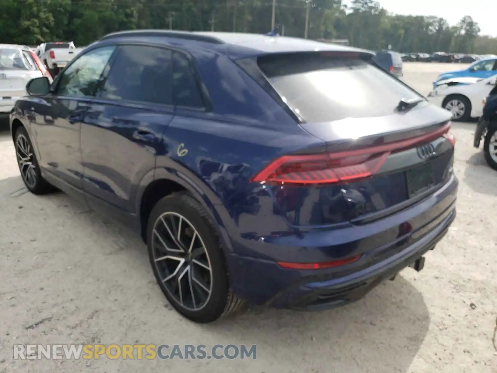 3 fotografías del automóvil dañado WA1EVAF1XMD032329 AUDI Q8 2021