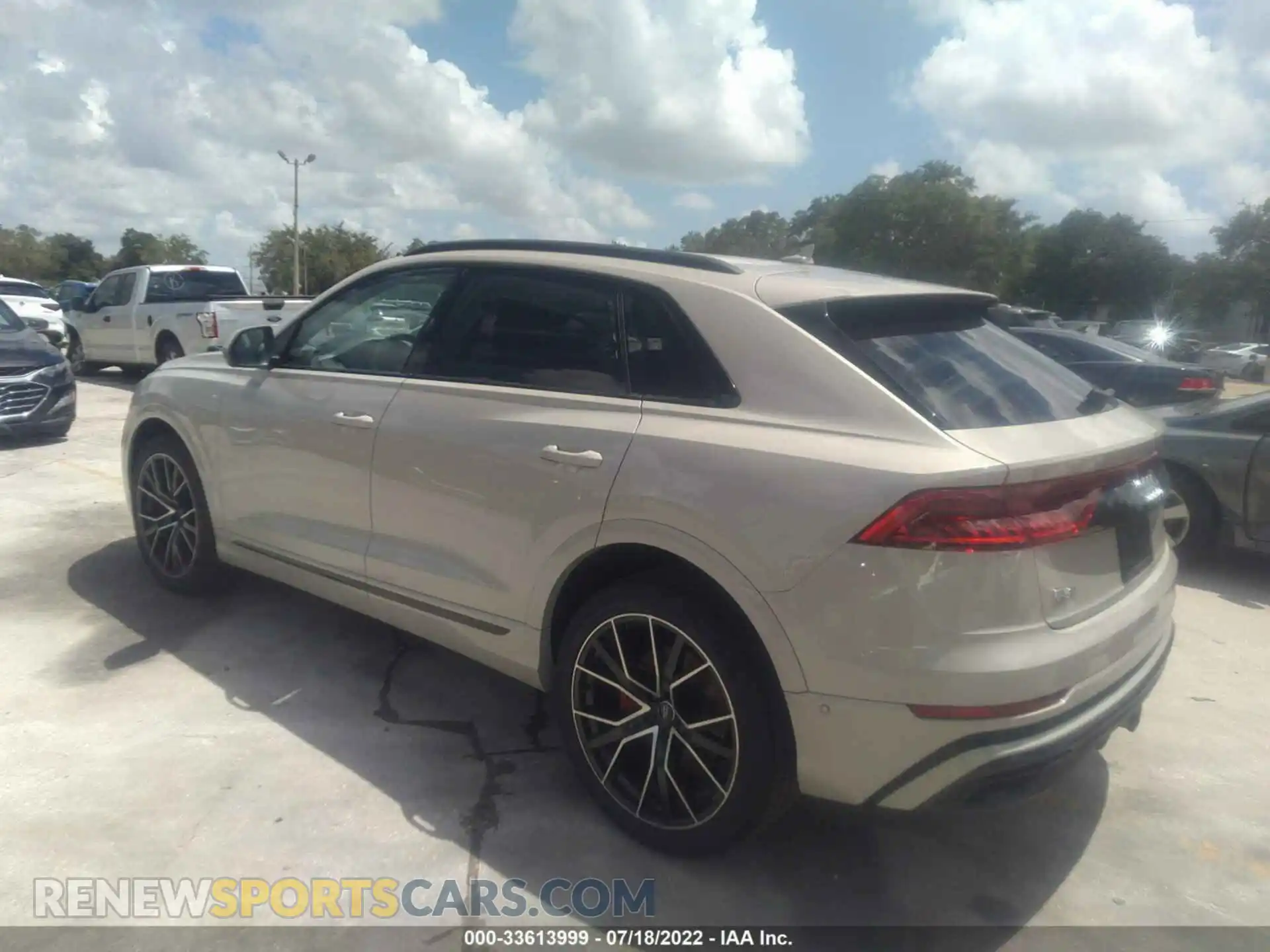 3 Photograph of a damaged car WA1FVAF10MD002115 AUDI Q8 2021