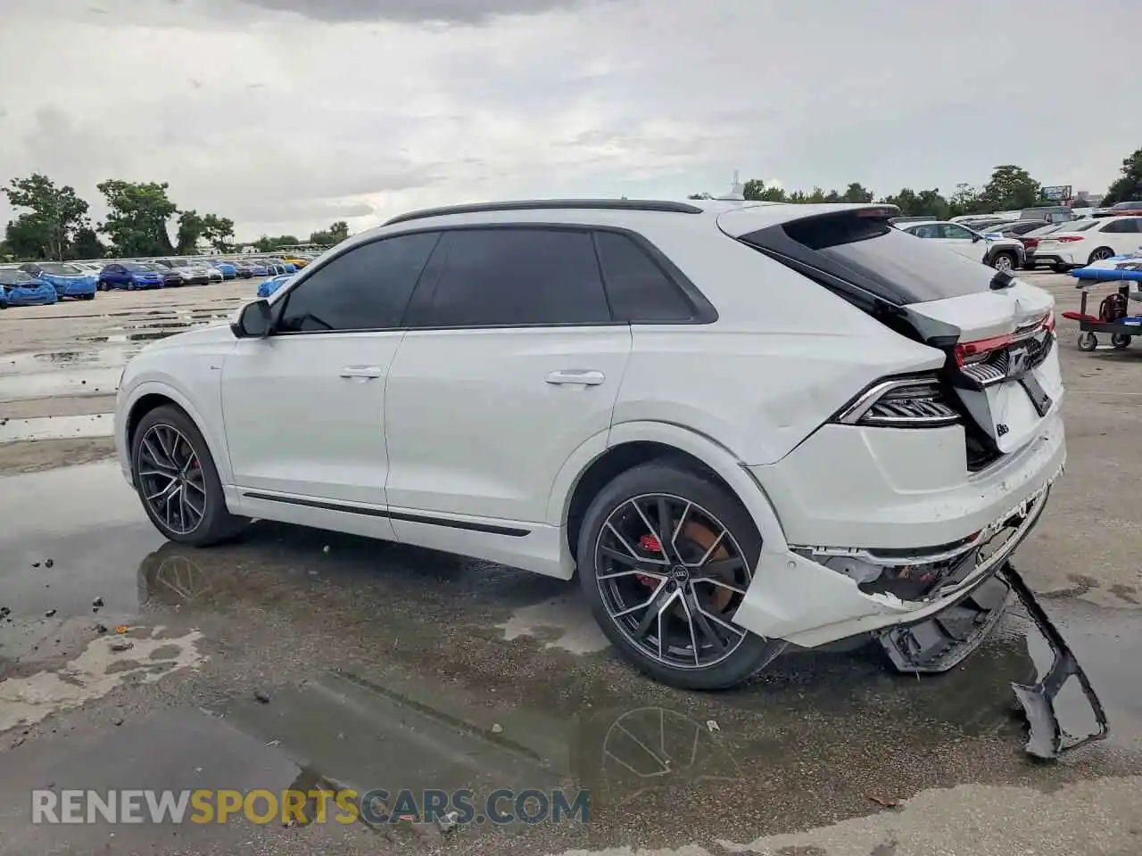 2 Фотография поврежденного автомобиля WA1FVAF16MD021638 AUDI Q8 2021