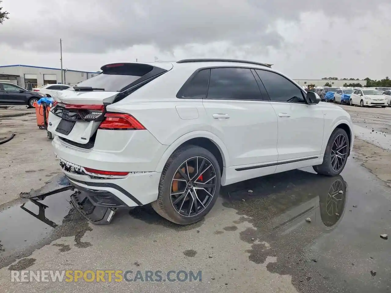 3 Фотография поврежденного автомобиля WA1FVAF16MD021638 AUDI Q8 2021