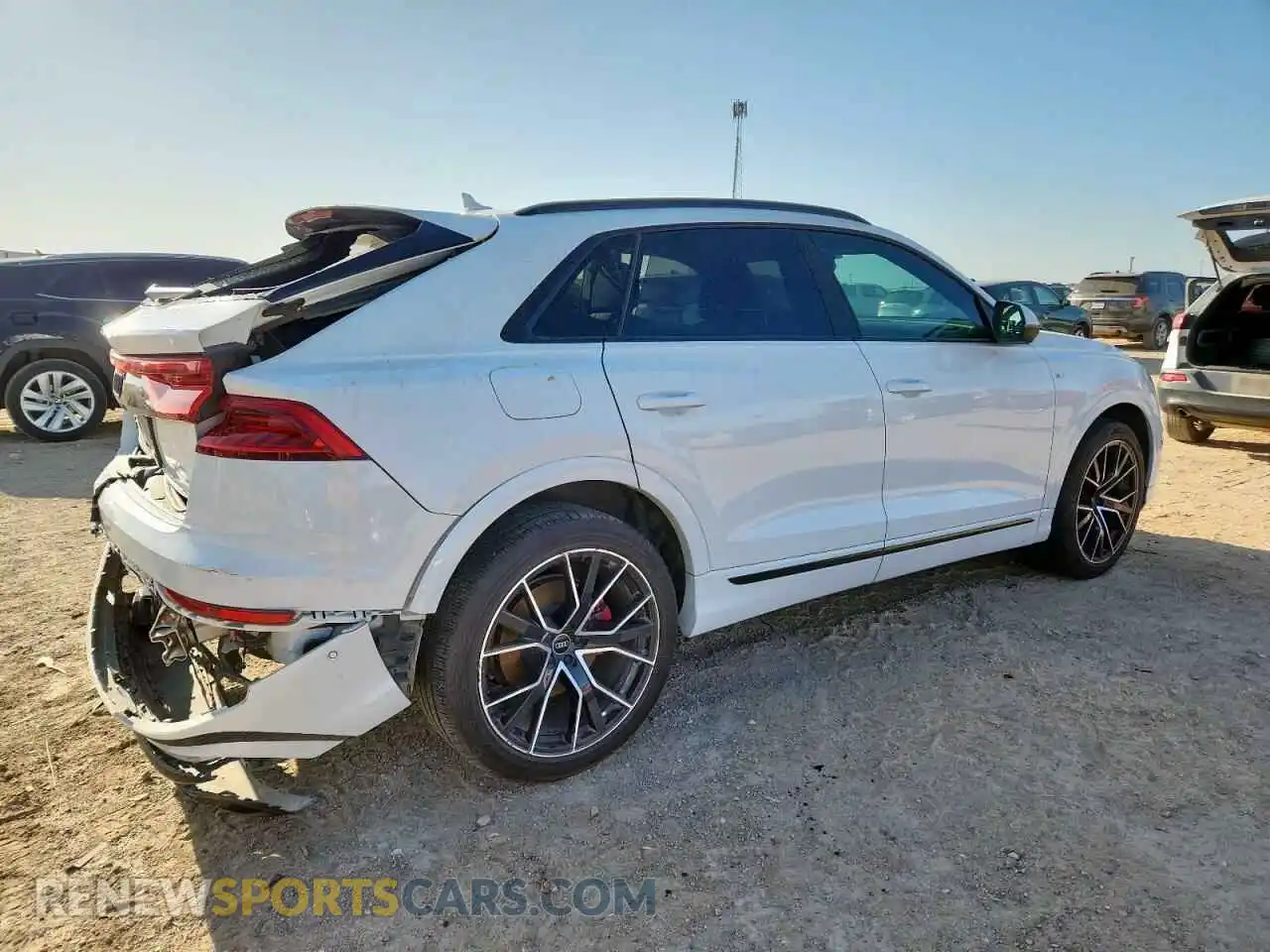 3 Photograph of a damaged car WA1FVAF17MD021762 AUDI Q8 2021