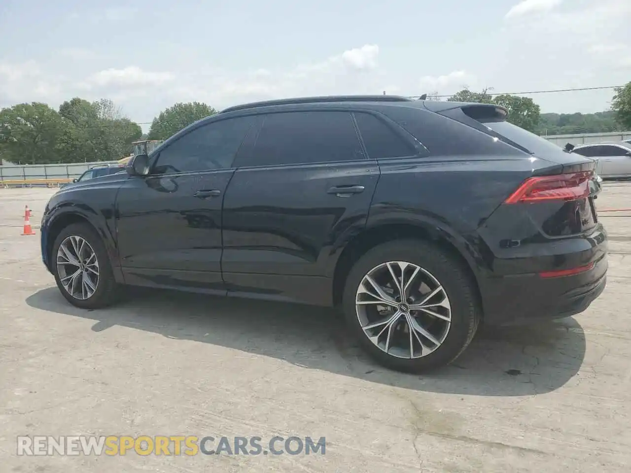 2 Photograph of a damaged car WA1AVBF16ND009281 AUDI Q8 2022