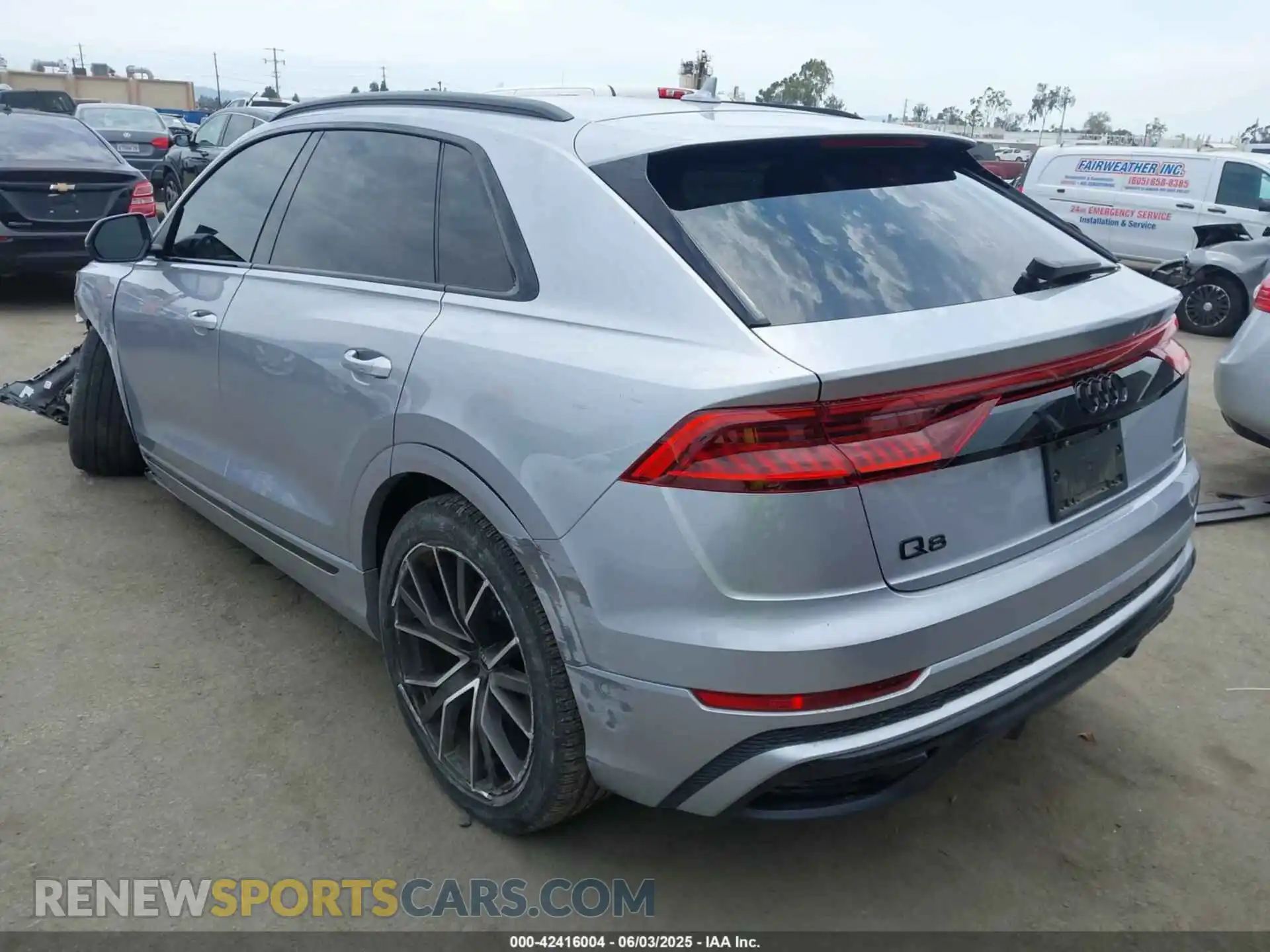 3 Photograph of a damaged car WA1EVBF11ND008847 AUDI Q8 2022