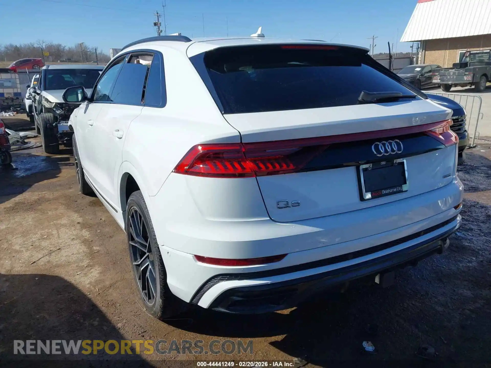 3 Фотография поврежденного автомобиля WA1EVBF15PD009762 AUDI Q8 2023