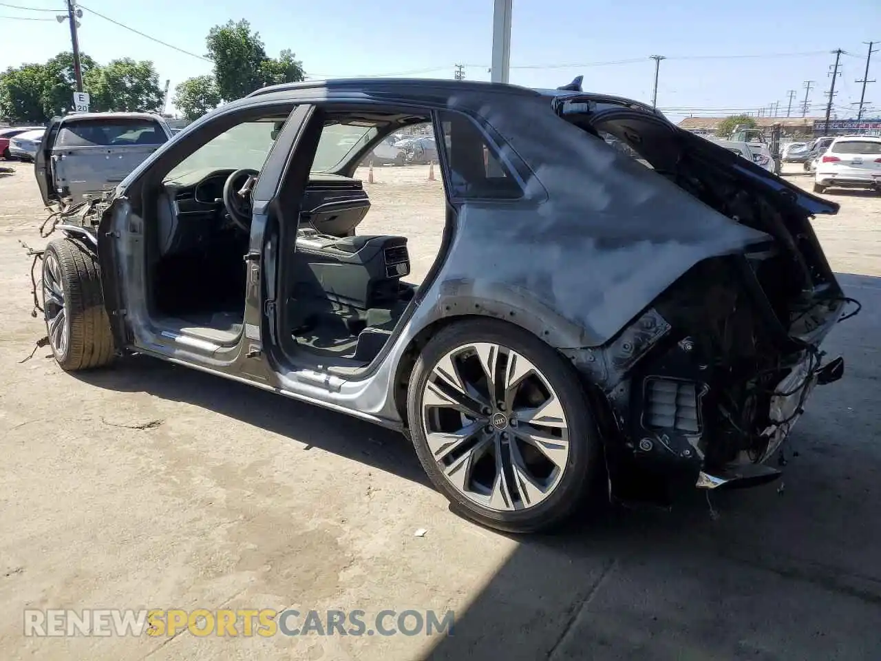 2 fotografías del automóvil dañado WA1FVBF17RD017059 AUDI Q8 2024