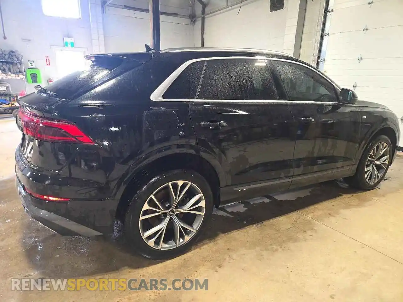 3 Photograph of a damaged car WA1DVBF12SD036020 AUDI Q8 2025