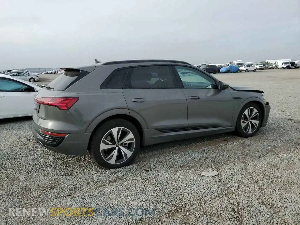3 Photograph of a damaged car WA14AAGE5RB035795 AUDI Q8 E-TRON 2024