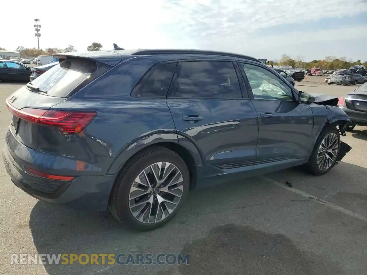 3 Photograph of a damaged car WA15AAGE0RB044134 AUDI Q8 E-TRON 2024