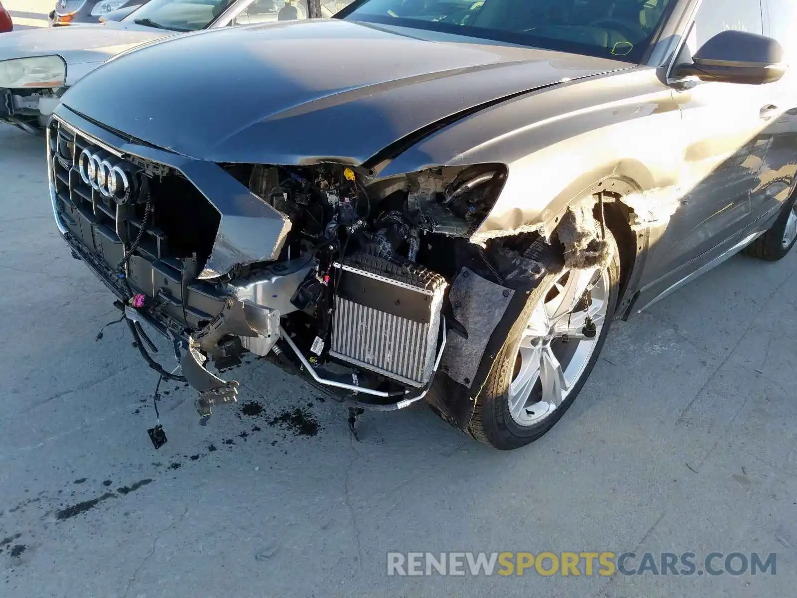 9 Фотография поврежденного автомобиля WA1CVAF19KD020452 AUDI Q8 PRESTIG 2019