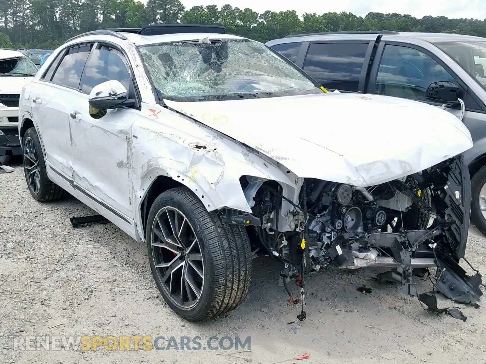 1 Photograph of a damaged car WA1FVAF19KD031870 AUDI Q8 PRESTIG 2019