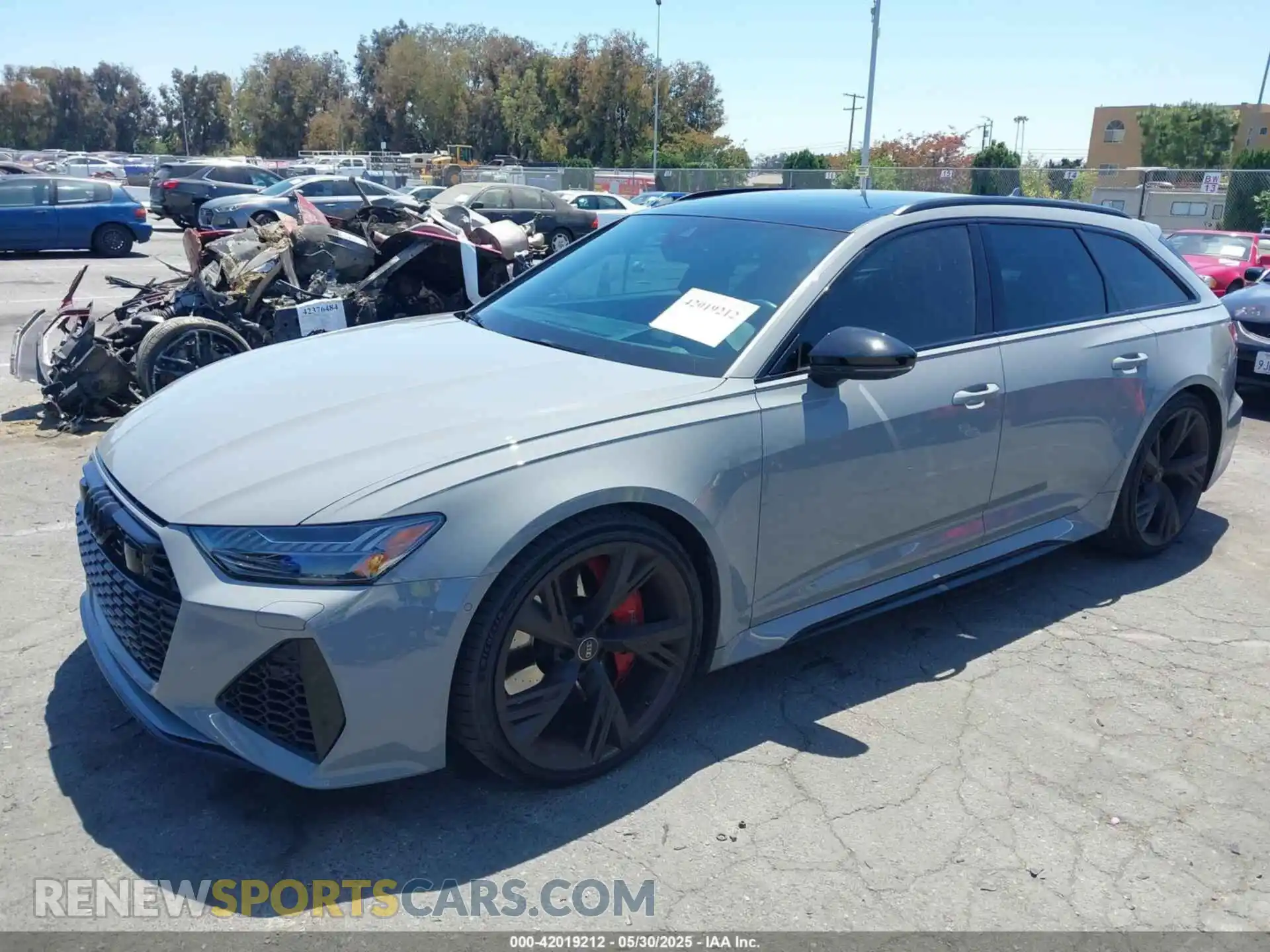 2 Photograph of a damaged car WUA1CBF28MN903573 AUDI RS 6 AVANT 2021