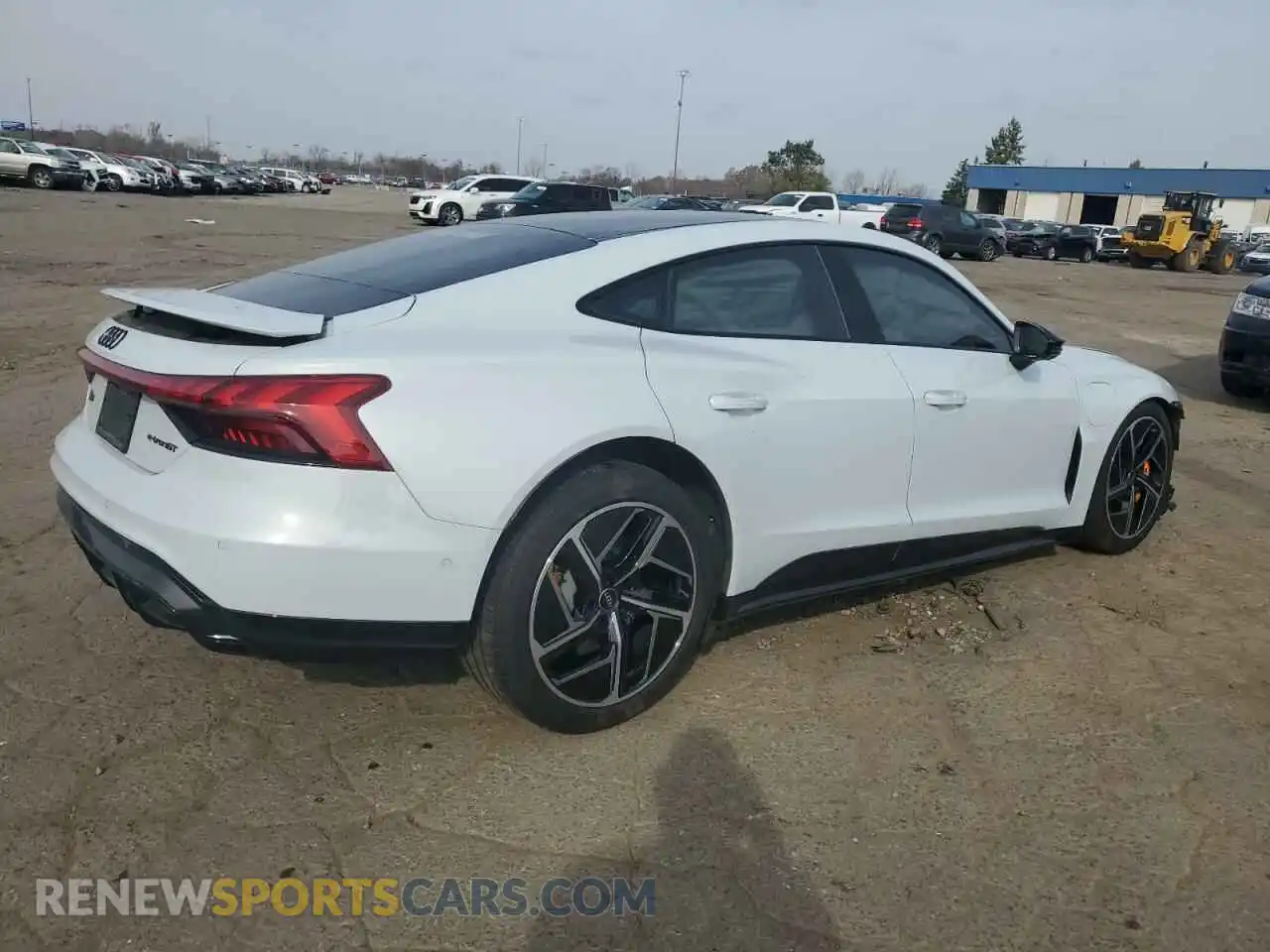 3 fotografías del automóvil dañado WAUBHBFW5R7900466 AUDI RS E-TRON 2024