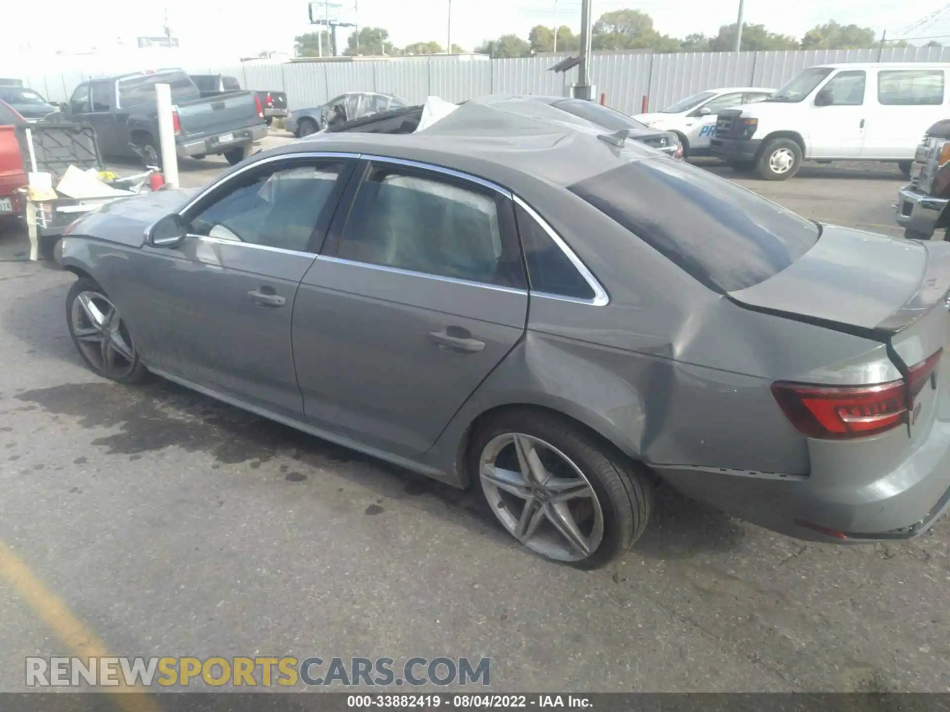 3 Фотография поврежденного автомобиля WAUB4AF46KA029087 AUDI S4 2019