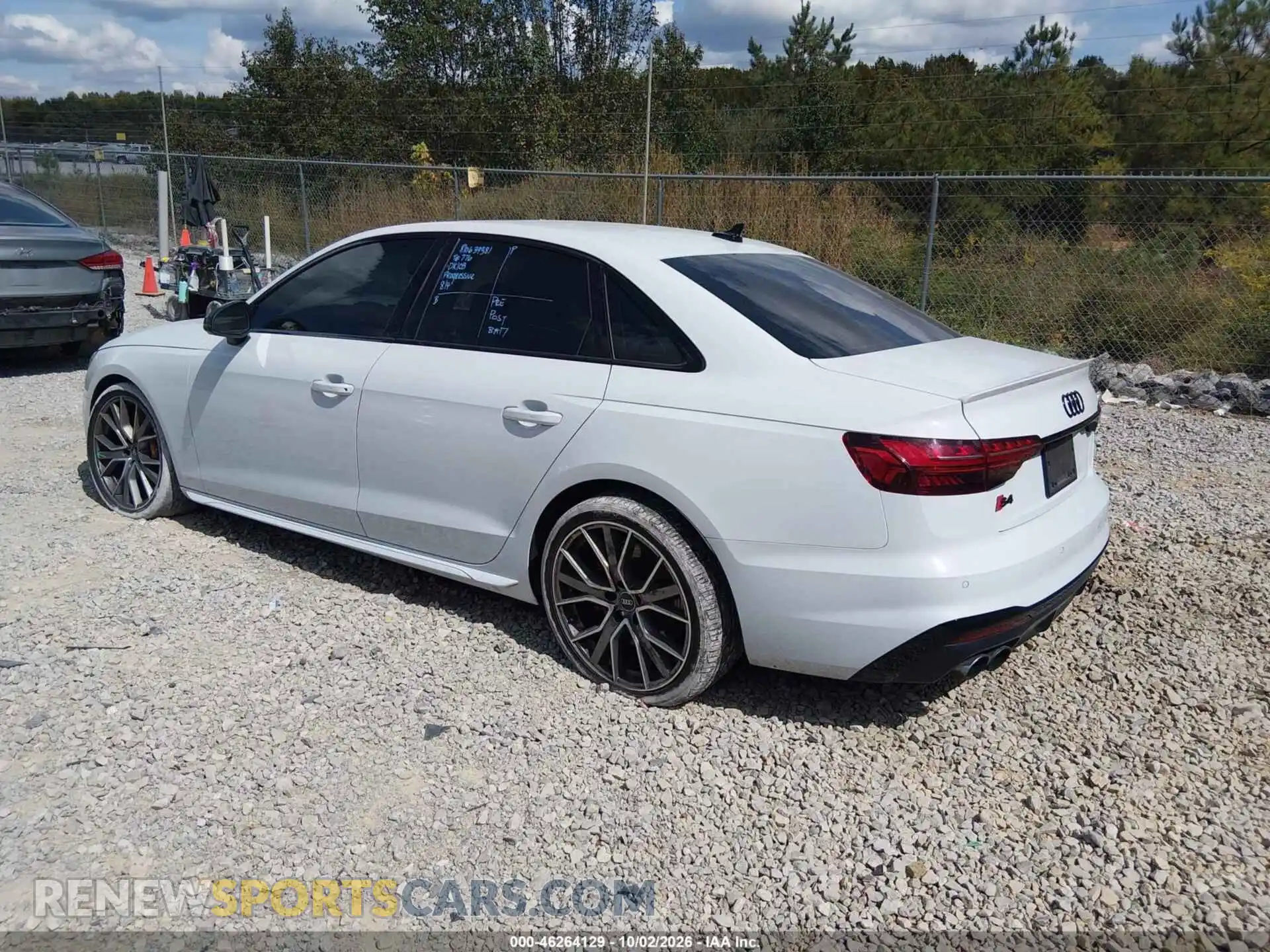 3 Photograph of a damaged car WAUB4AF44NA030081 AUDI S4 2022