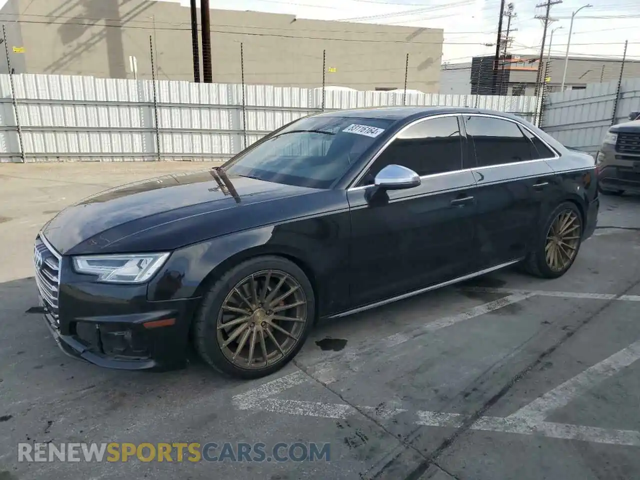 1 fotografías del automóvil dañado WAUA4AF49KA094849 AUDI S4/RS4 2019