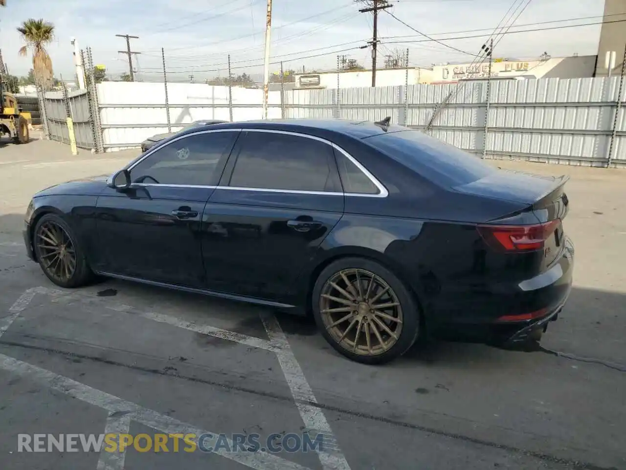2 fotografías del automóvil dañado WAUA4AF49KA094849 AUDI S4/RS4 2019
