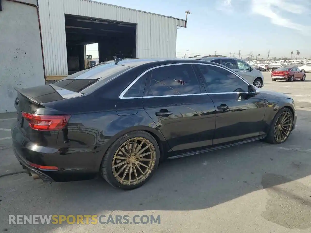 3 fotografías del automóvil dañado WAUA4AF49KA094849 AUDI S4/RS4 2019