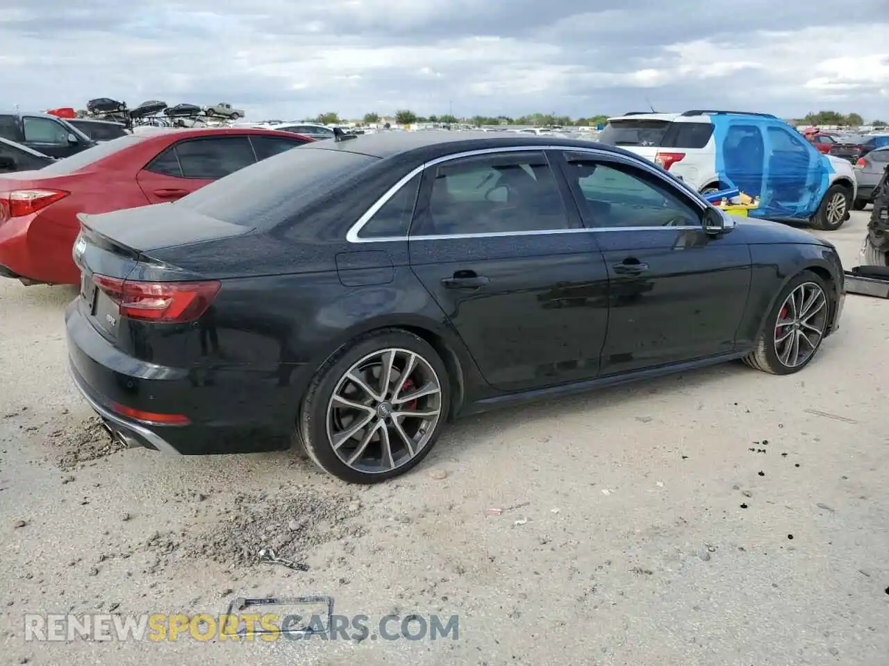 3 Photograph of a damaged car WAUB4AF40KA034611 AUDI S4/RS4 2019