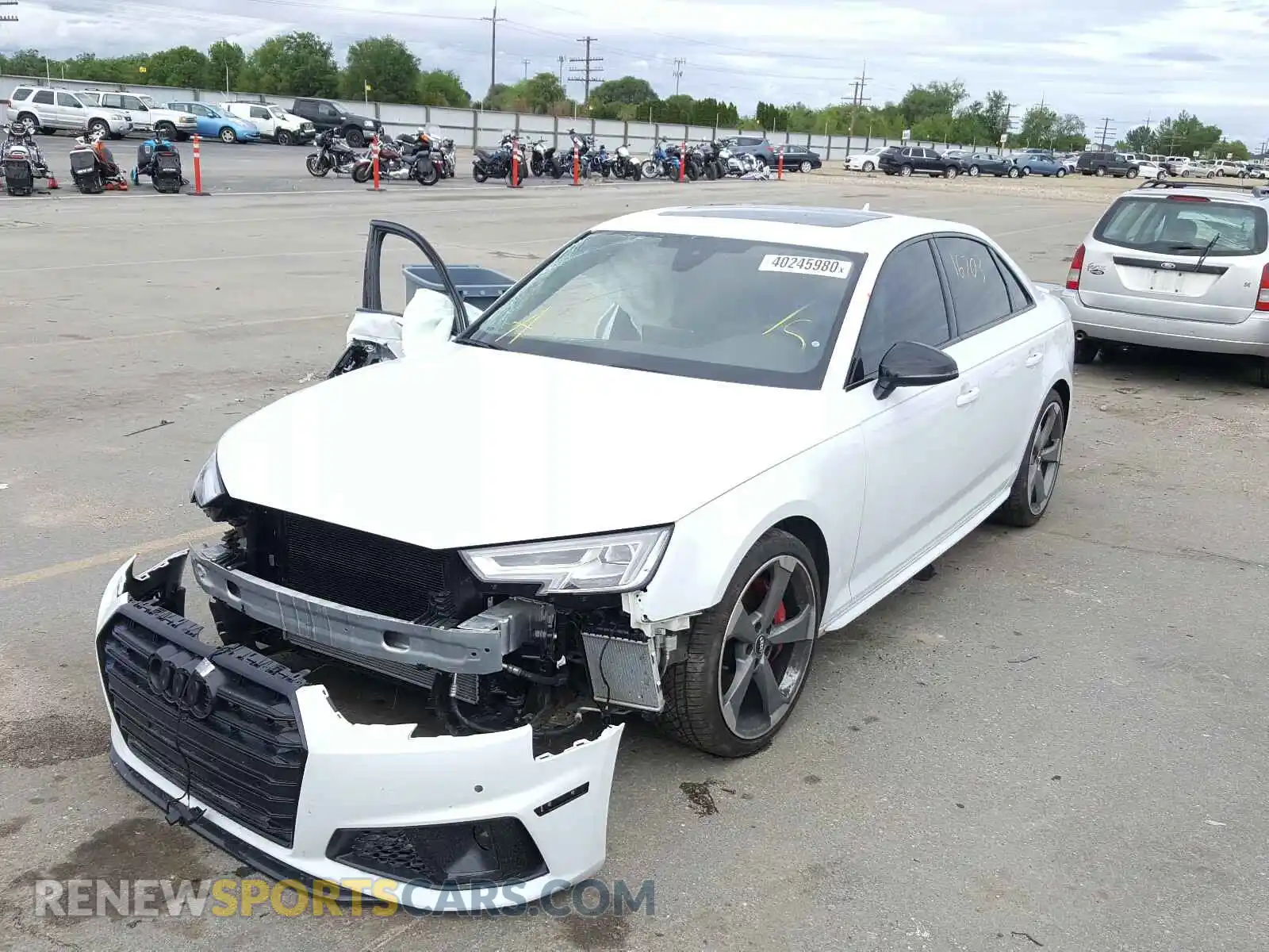 2 Photograph of a damaged car WAUB4AF48KA012176 AUDI S4/RS4 2019