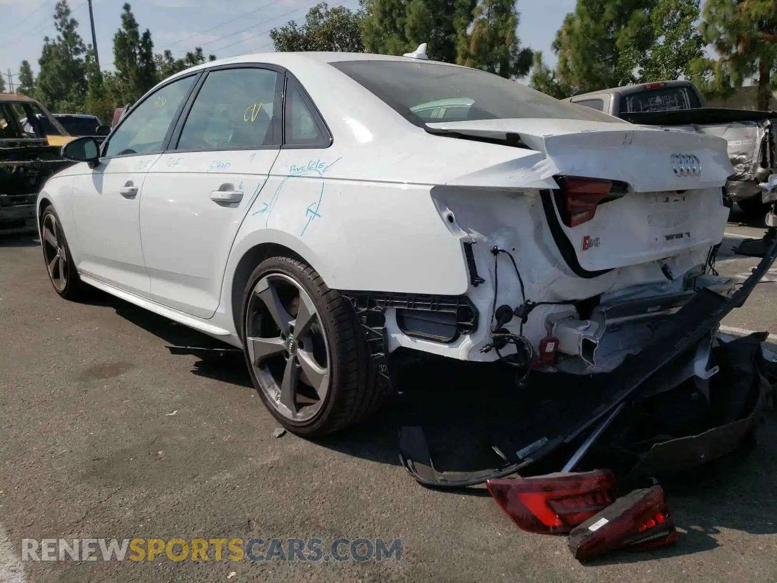 3 Photograph of a damaged car WAUB4AF48KA051706 AUDI S4/RS4 2019