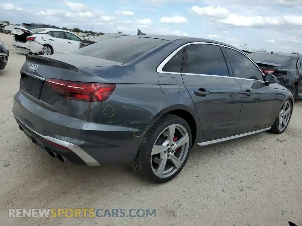 3 Photograph of a damaged car WAUB4AF42LA049807 AUDI S4/RS4 2020