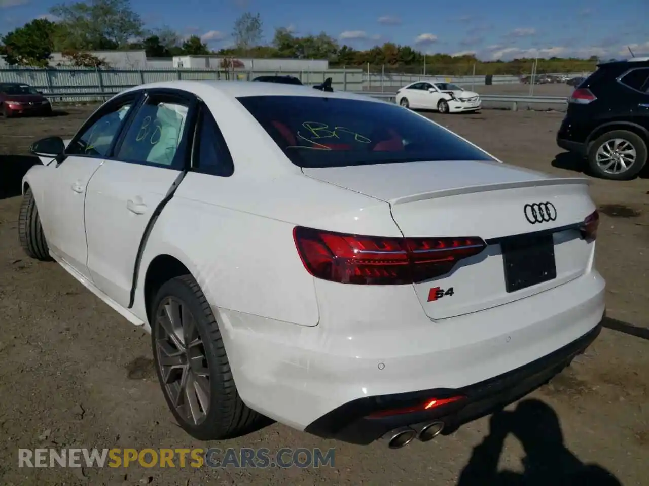 3 Фотография поврежденного автомобиля WAUB4AF42NA043752 AUDI S4/RS4 2022
