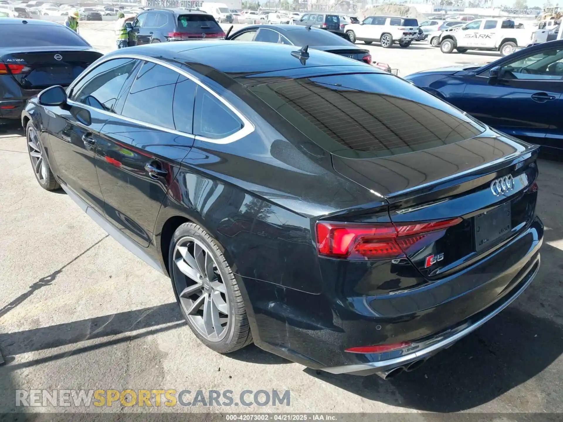 3 Photograph of a damaged car WAUB4CF50KA090648 AUDI S5 2019