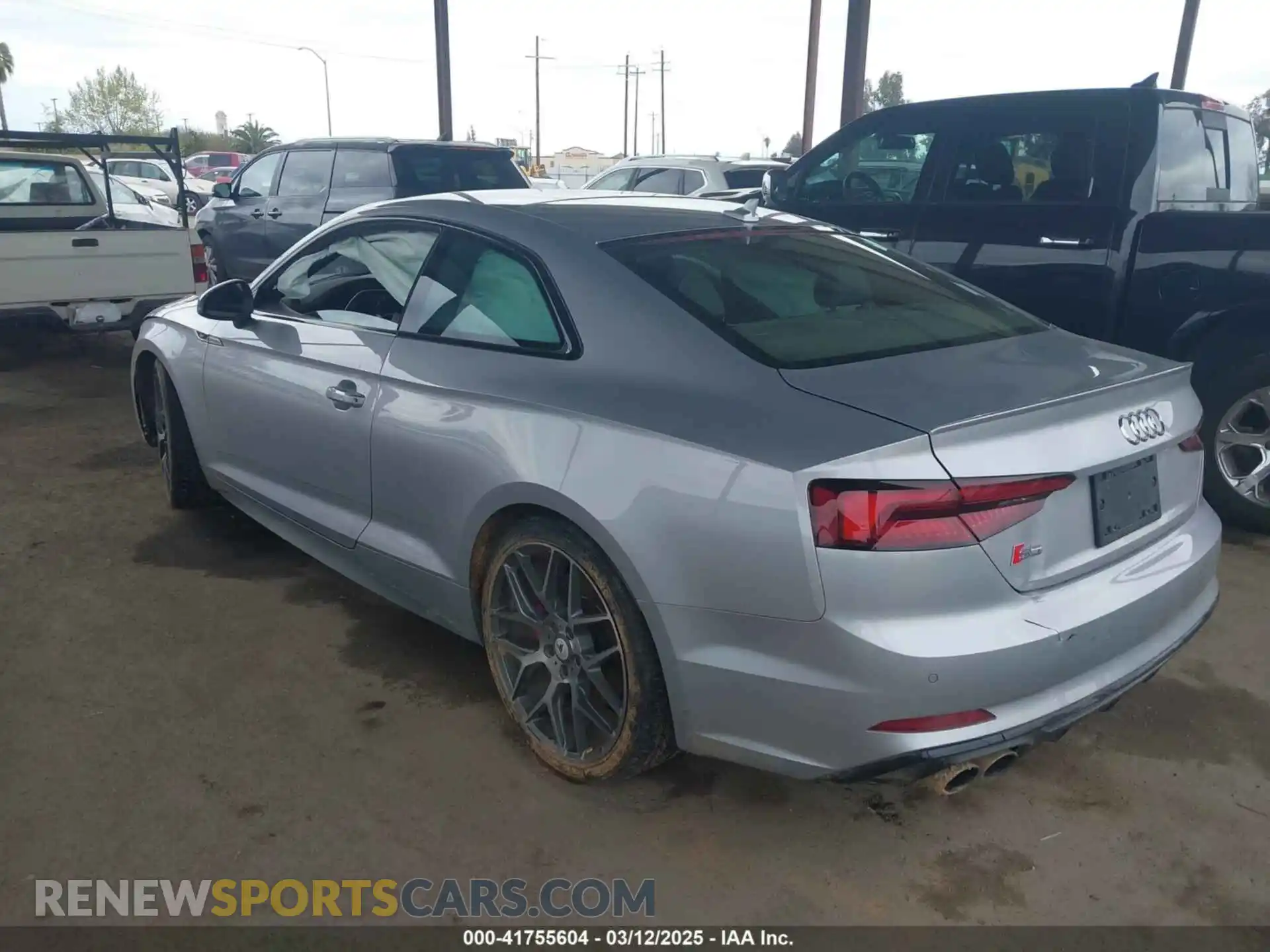 3 Photograph of a damaged car WAUP4AF50KA016933 AUDI S5 2019