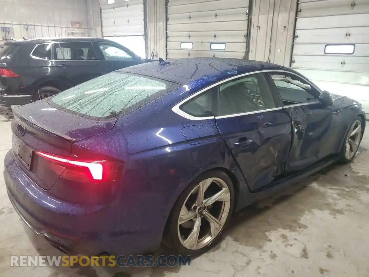 3 Photograph of a damaged car WUABWCF54KA900346 AUDI S5/RS5 2019