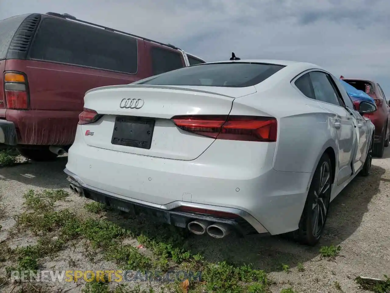 3 Фотография поврежденного автомобиля WAUB4CF54MA000484 AUDI S5/RS5 2021