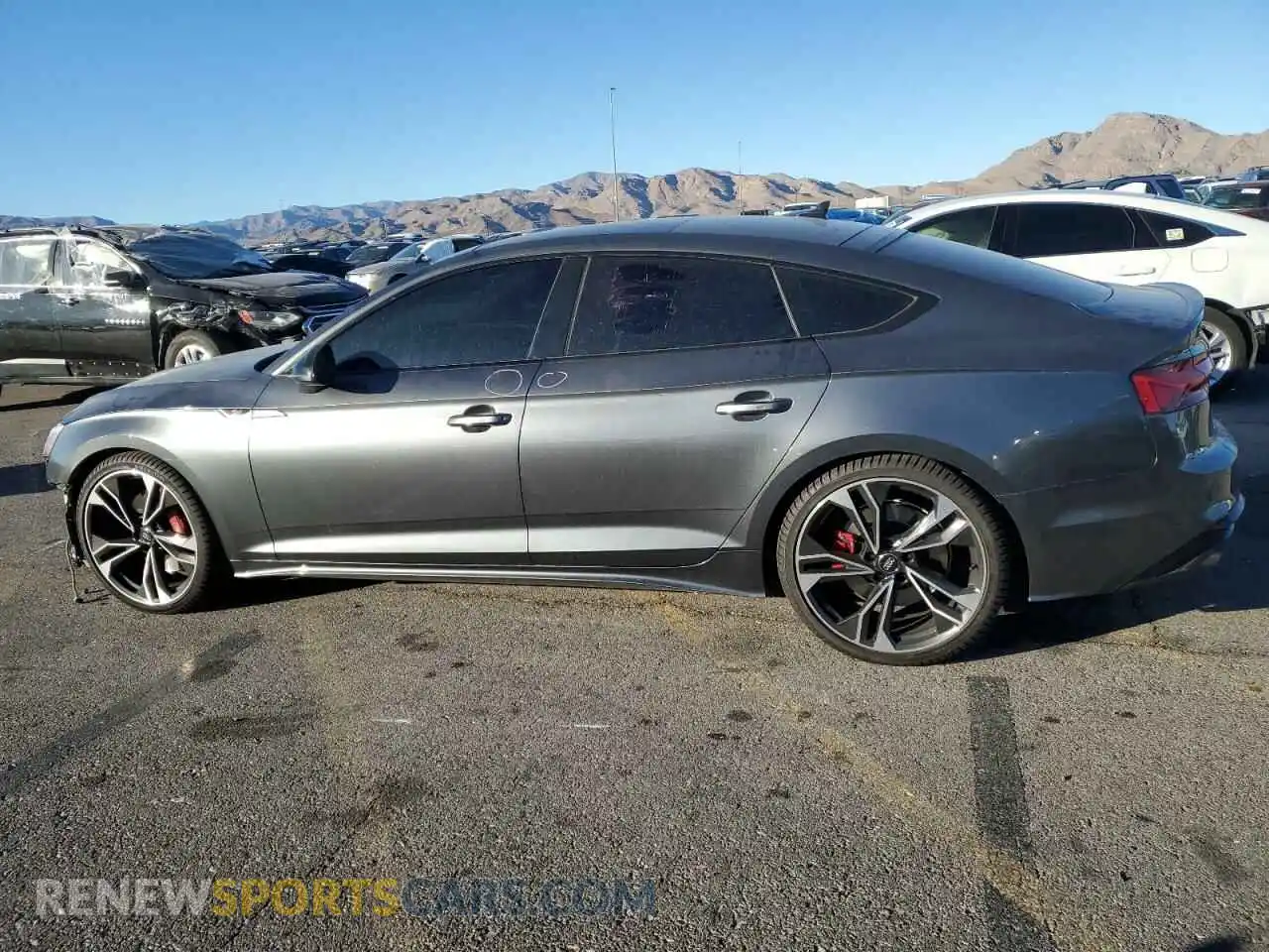 2 fotografías del automóvil dañado WAUC4CF51MA013696 AUDI S5/RS5 2021