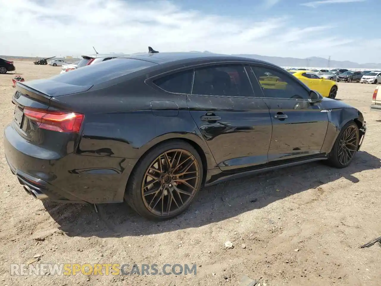 3 fotografías del automóvil dañado WAUC4CF56MA007425 AUDI S5/RS5 2021