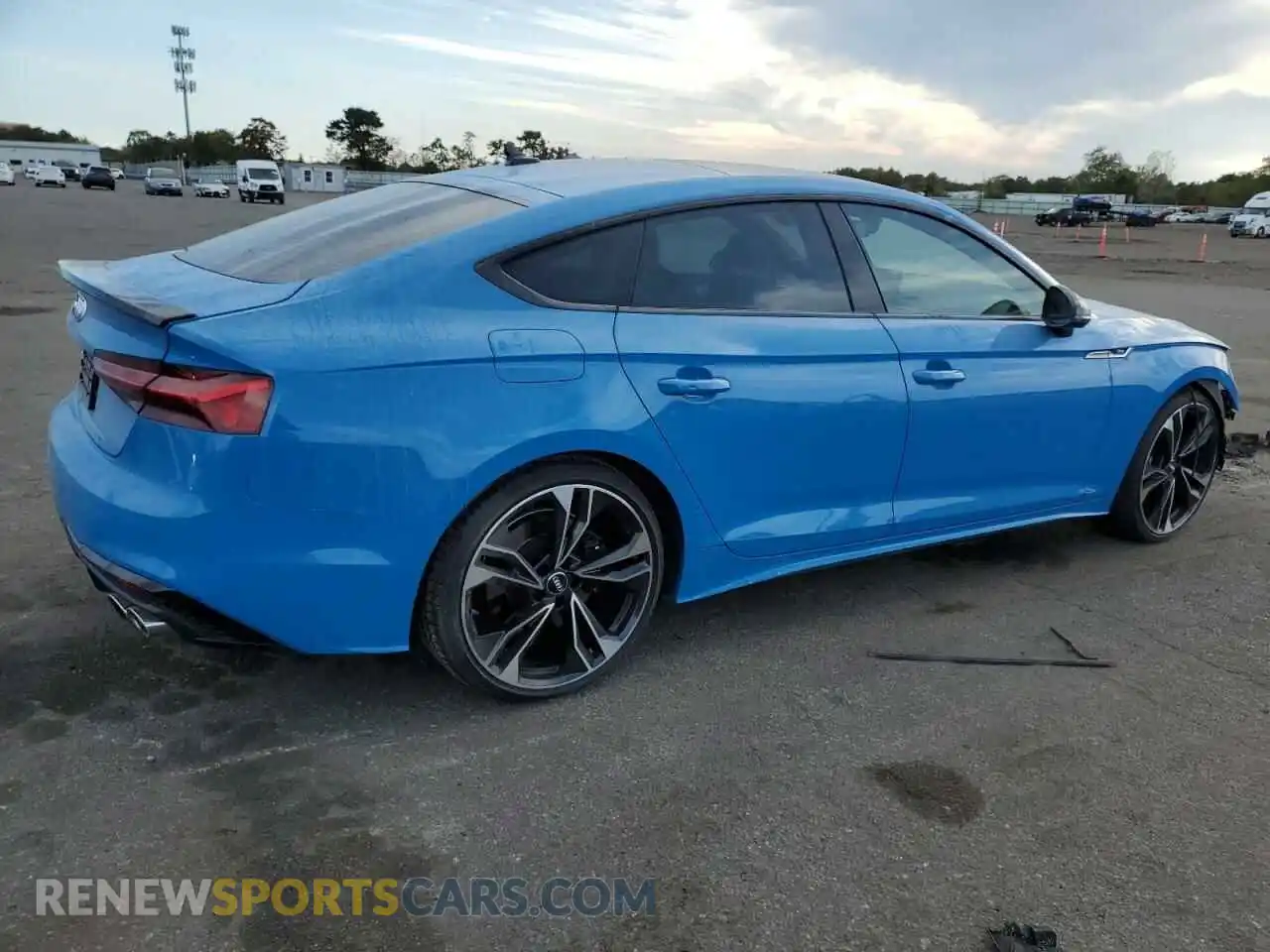 3 Фотография поврежденного автомобиля WAUC4CF57MA005716 AUDI S5/RS5 2021