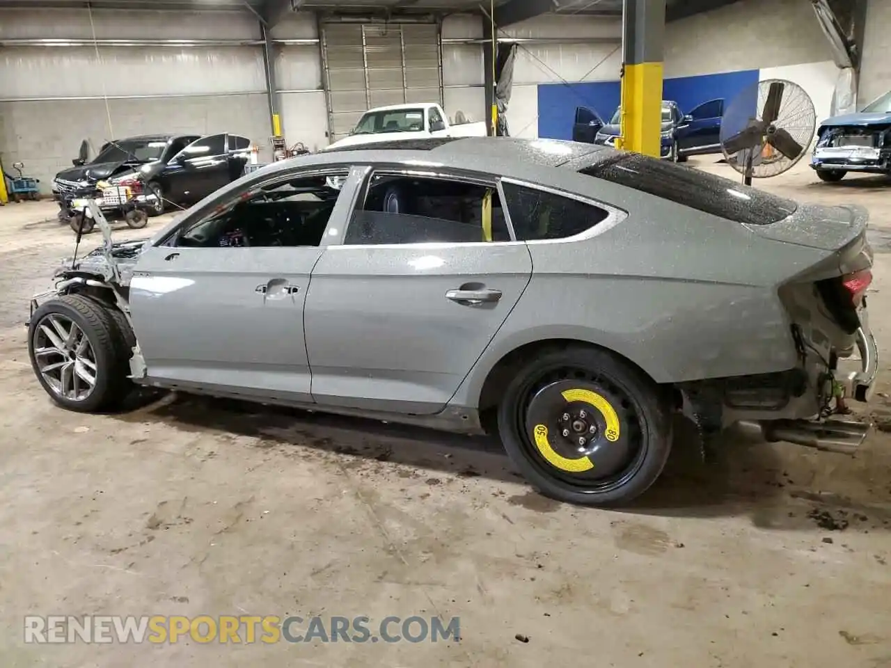 2 Photograph of a damaged car WAUC4CF5XMA043554 AUDI S5/RS5 2021