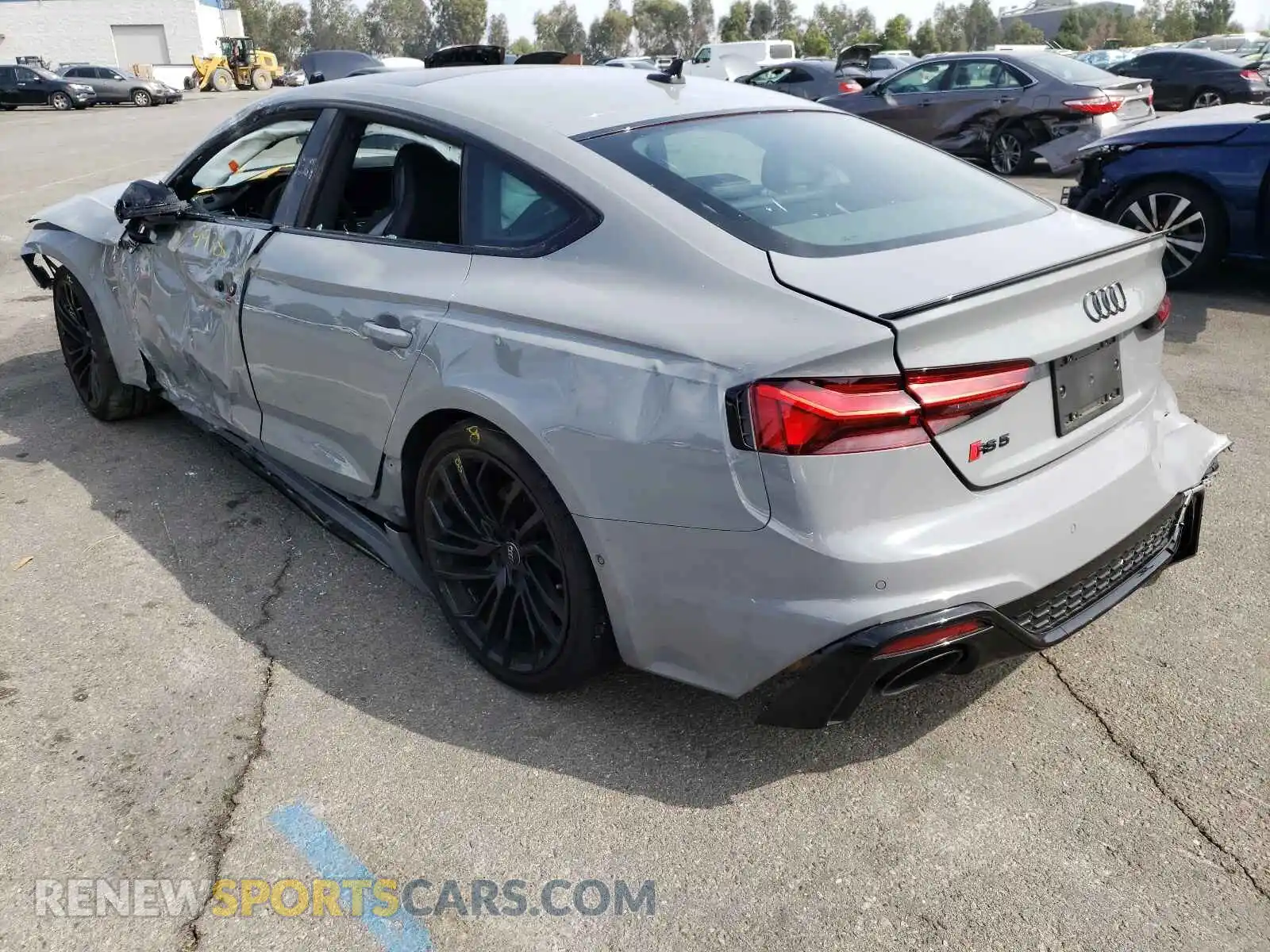 3 fotografías del automóvil dañado WUAAWCF52MA901087 AUDI S5/RS5 2021