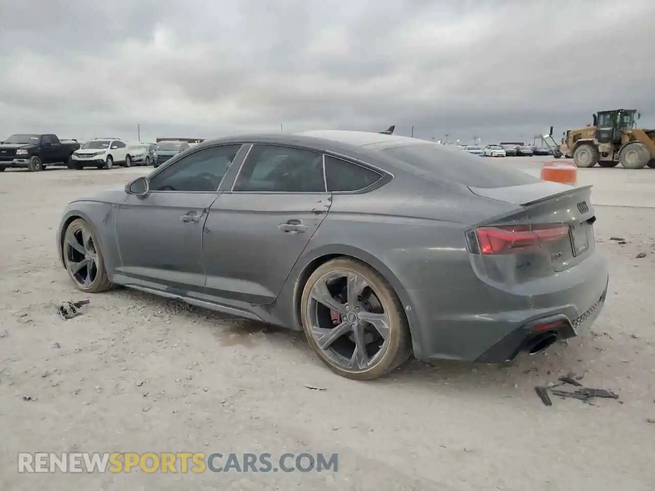2 fotografías del automóvil dañado WUAAWCF54PA901323 AUDI S5/RS5 2023