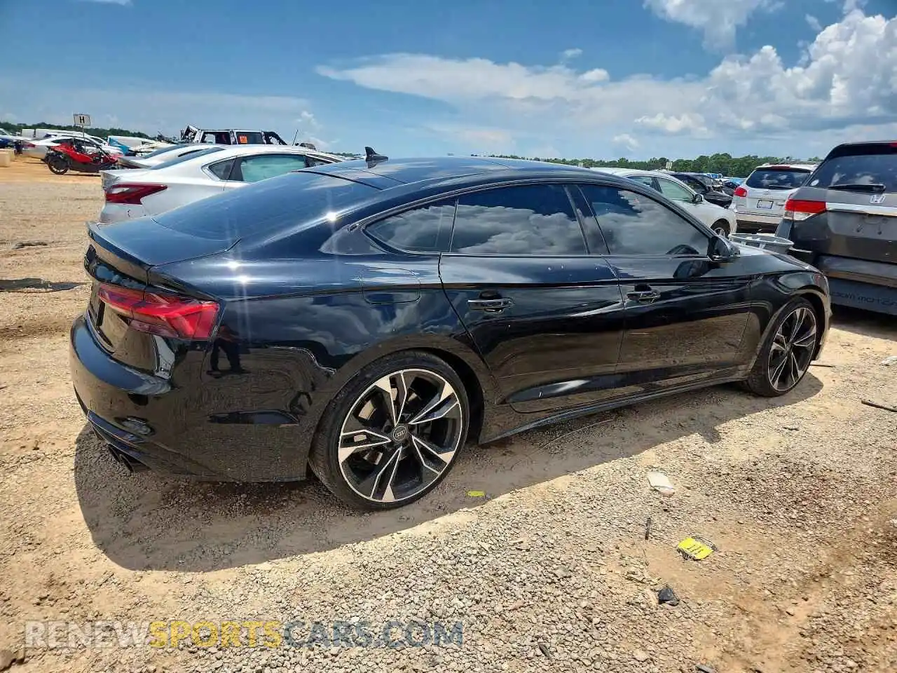 3 fotografías del automóvil dañado WAUC4CF56RA037158 AUDI S5/RS5 2024