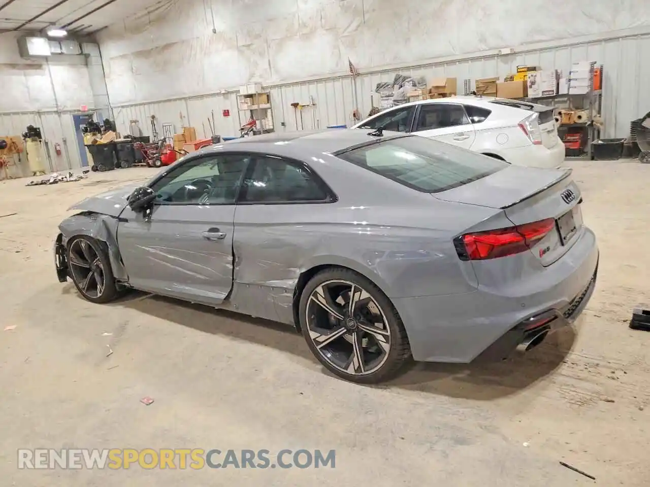 2 fotografías del automóvil dañado WUANWAF5XRA900203 AUDI S5/RS5 2024