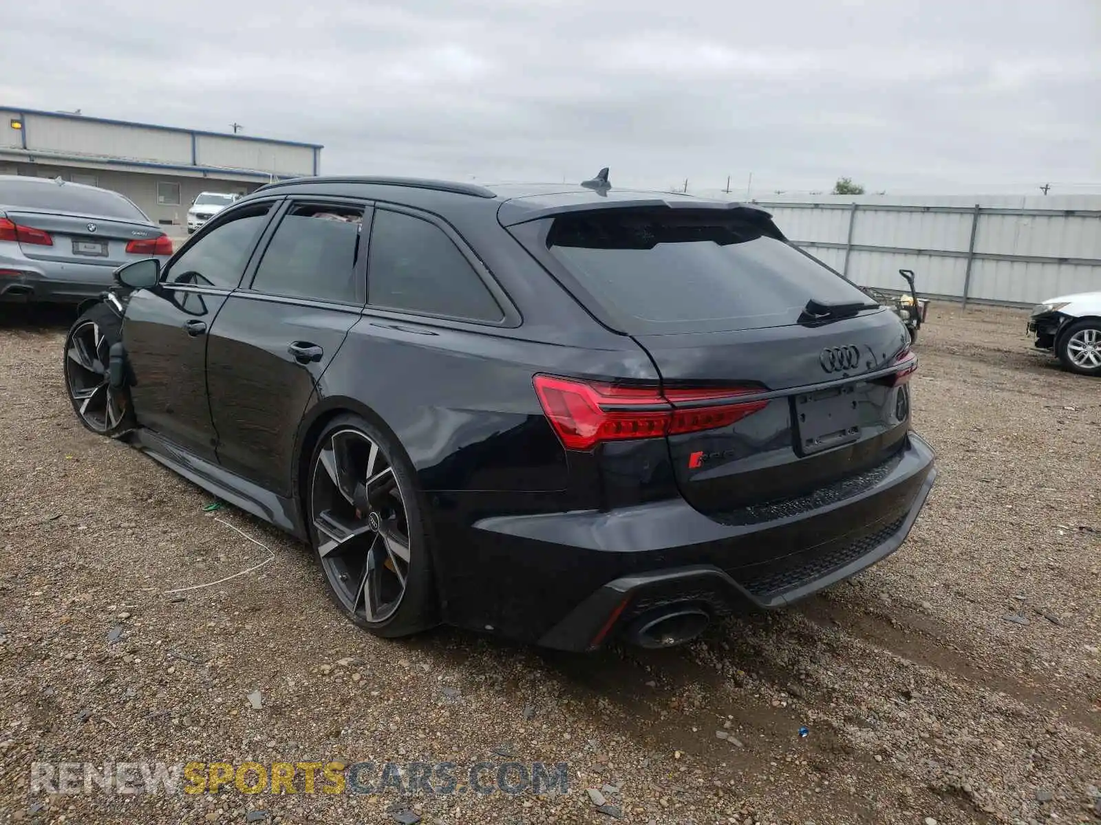 3 Photograph of a damaged car WUA1CBF25MN908763 AUDI S6/RS6 2021