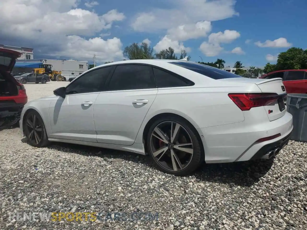 2 Photograph of a damaged car WAUFFBF2XPN043381 AUDI S6/RS6 2023