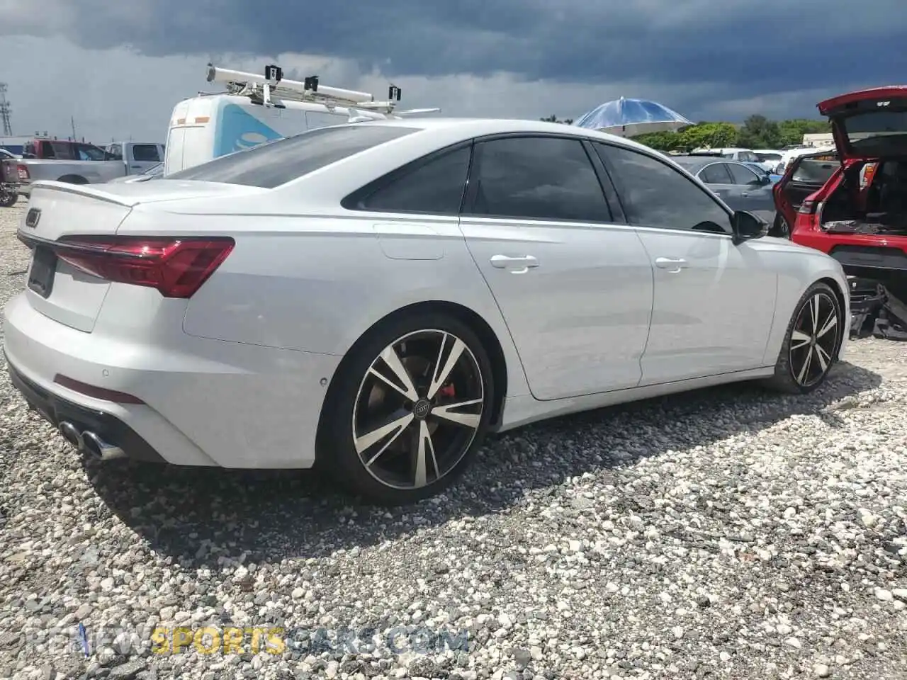 3 Photograph of a damaged car WAUFFBF2XPN043381 AUDI S6/RS6 2023