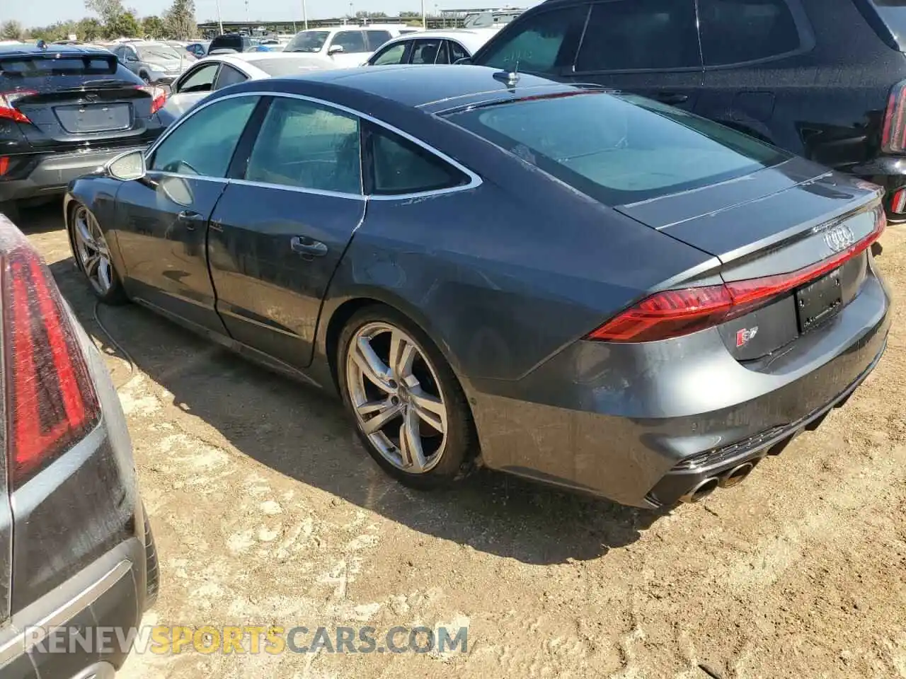 2 fotografías del automóvil dañado WAUSFAF21LN018646 AUDI S7/RS7 2020