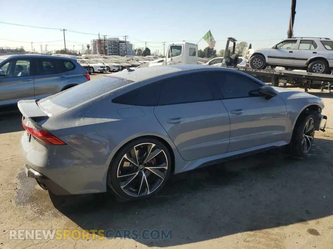 3 Photograph of a damaged car WUAPCBF22PN907178 AUDI S7/RS7 2023