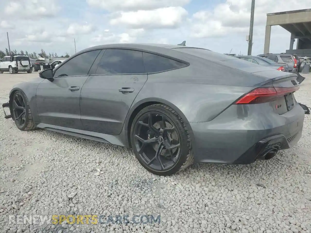 2 Photograph of a damaged car WUAPDBF25SN902207 AUDI S7/RS7 2025