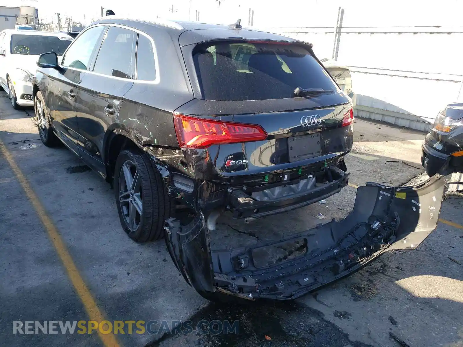3 Photograph of a damaged car WA1A4AFY5K2058876 AUDI SQ5 2019
