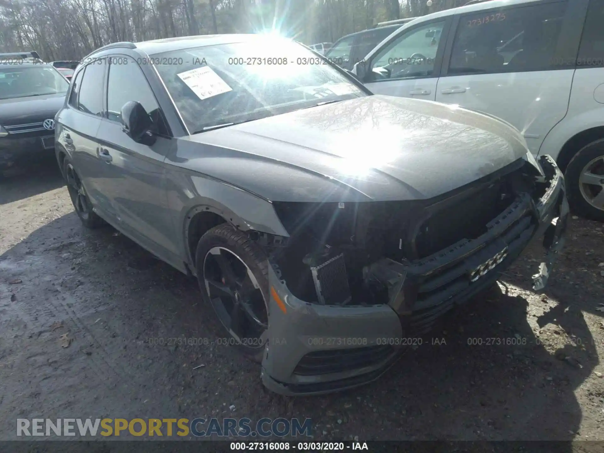 1 Photograph of a damaged car WA1B4AFY3K2040168 AUDI SQ5 2019