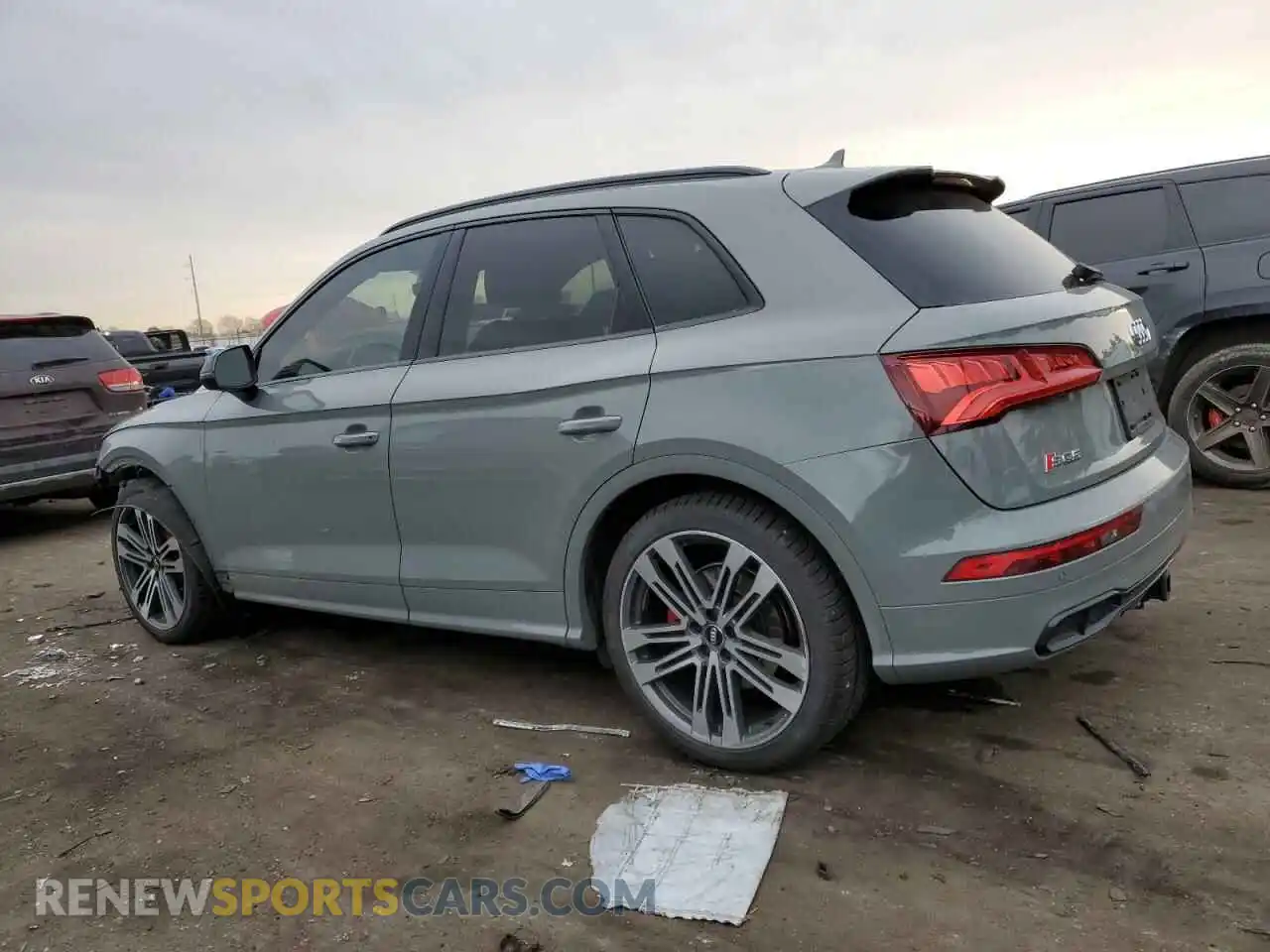 2 Photograph of a damaged car WA1B4AFY5K2047400 AUDI SQ5 2019