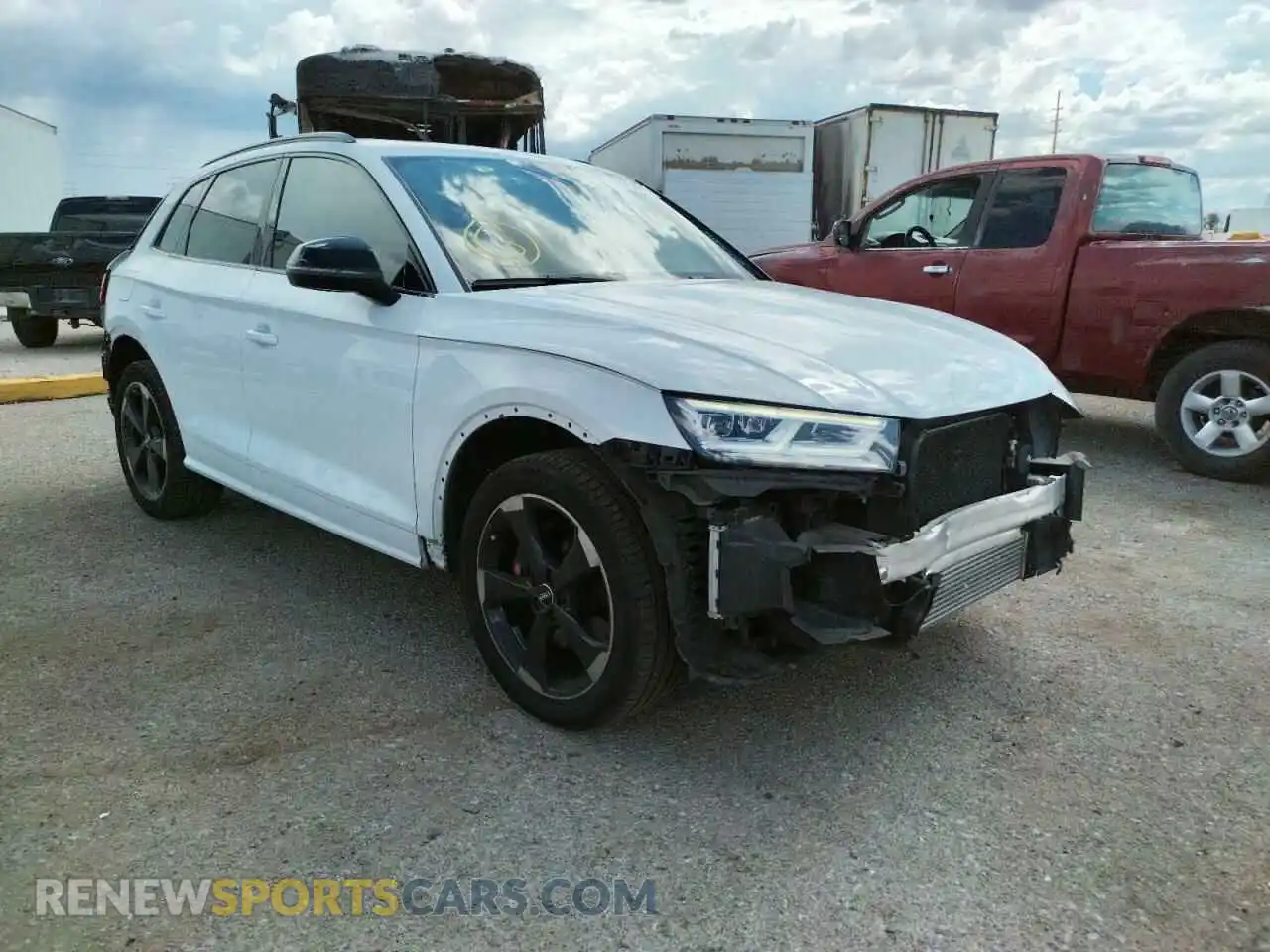 1 Photograph of a damaged car WA1B4AFY5K2073155 AUDI SQ5 2019